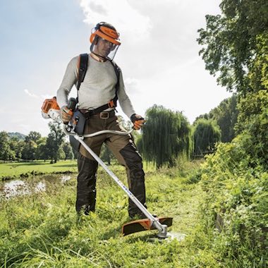 Stihl tondeuse débroussailleuse sur roues