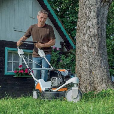 Stihl tondeuse débroussailleuse sur roues