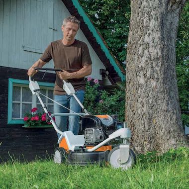 Stihl tondeuse débroussailleuse sur roues